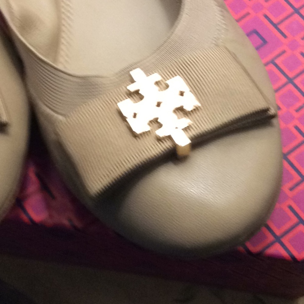Tory Burch - Picture 5 of 6
